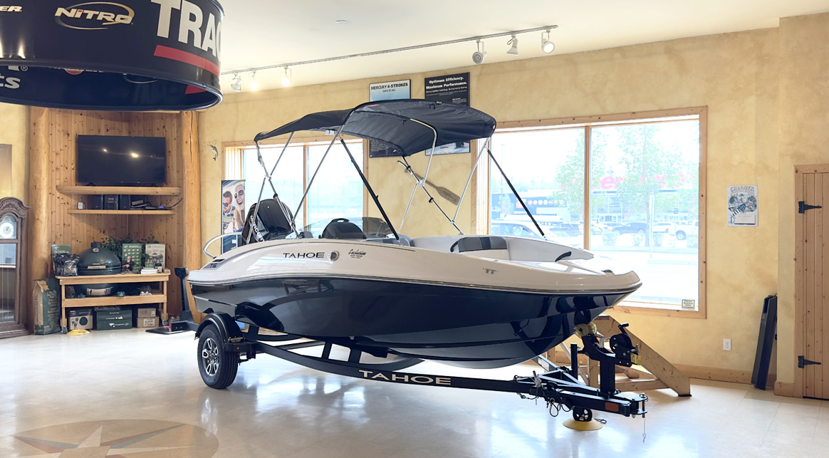 Best Sport Bowrider and Deck Fiberglass Boat, Tahoe Sport Bowrider and Deck Fiberglass Boats, New Sport Bowrider and Deck Fiberglass Boat, Used Sport Bowrider and Deck Fiberglass, Best Family Boat, Best Priced Boat, Best Boat Brands, Top Boat Brands, Top 10 Sport Bowrider and Deck Fiberglass, Top 10 Sale Priced Sport Bowrider and Deck Fiberglass Boats, Sport Bowrider and Deck Fiberglass Boat For Sale, Best Boat Saskatchewan, Best Boat Prince Albert,  Best Boat British Columbia, Best Boat Okanagan, Best Boat