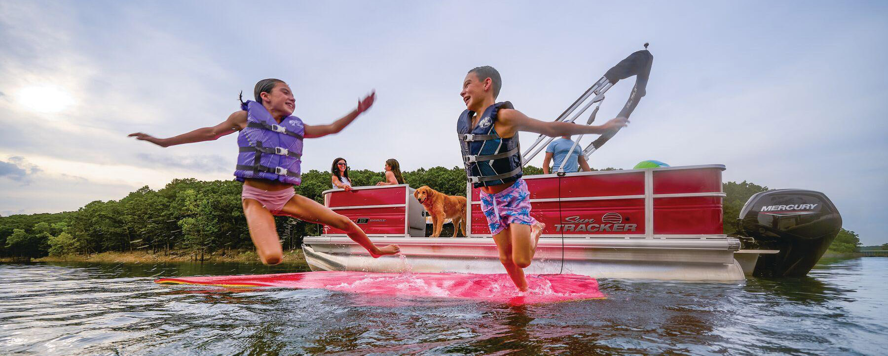 Best Pontoon Boat, Sun Tracker Pontoon Boats, New Pontoon Boat, Used Pontoon Boat, Pontoon Boat For Sale, Pontoon Boat For Sale by Owner, Best Boat Saskatchewan, Best Boat Prince Albert, Best Boat British Columbia, Best Boat Okanagan, Best Boat Alberta, Best Boat Manitoba, Pontoon Boat For Sale Near Me, Pontoon Boat For Sale by Owner,  MinnKota, Lowrance, Mercury Marine,Avalon, Sunchaser, Princecraft, Pontoon Boat-Auto Trader, Pontoon Boat-Kijiji, Boat For Sale-Facebook Marketplace