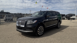 used vehicle, used SUV, 2022 Lincoln Navigator Reserve,  used vehicle for sale, used SUV for sale,  used vehicle for sale near me, used SUV for sale near me,,  used vehicle for sale Prince Albert, used SUV for sale Prince Albert, Used Vehicle Saskatchewan, used SUV Saskatchewan, used car dealership near me, car dealership near me, local car dealership, near me, used Ford car for sale, used Toyota car for sale, used Lincoln for sale, used chevy for sale