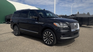 used vehicle, used SUV, 2022 Lincoln Navigator Reserve,  used vehicle for sale, used SUV for sale,  used vehicle for sale near me, used SUV for sale near me,,  used vehicle for sale Prince Albert, used SUV for sale Prince Albert, Used Vehicle Saskatchewan, used SUV Saskatchewan, used car dealership near me, car dealership near me, local car dealership, near me, used Ford car for sale, used Toyota car for sale, used Lincoln for sale, used chevy for sale
