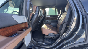 used vehicle, used SUV, 2022 Lincoln Navigator Reserve,  used vehicle for sale, used SUV for sale,  used vehicle for sale near me, used SUV for sale near me,,  used vehicle for sale Prince Albert, used SUV for sale Prince Albert, Used Vehicle Saskatchewan, used SUV Saskatchewan, used car dealership near me, car dealership near me, local car dealership, near me, used Ford car for sale, used Toyota car for sale, used Lincoln for sale, used chevy for sale