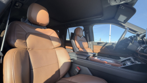 used vehicle, used SUV, 2022 Lincoln Navigator Reserve,  used vehicle for sale, used SUV for sale,  used vehicle for sale near me, used SUV for sale near me,,  used vehicle for sale Prince Albert, used SUV for sale Prince Albert, Used Vehicle Saskatchewan, used SUV Saskatchewan, used car dealership near me, car dealership near me, local car dealership, near me, used Ford car for sale, used Toyota car for sale, used Lincoln for sale, used chevy for sale