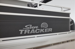 Best Pontoon Boat, Sun Tracker Pontoon Boats, New Pontoon Boat, Used Pontoon Boat, Best Family Boat, Best Priced Boat, Best Boat Brands, Top Boat Brands, Top 10 Pontoon Boats, Top 10 Sale Priced Pontoon Boats, Pontoon Boat For Sale, Best Boat Saskatchewan, Best Boat Prince Albert,  Best Boat British Columbia, Best Boat Okanagan, Best Boat Alberta, Pontoon Boat For Sale Near Me, MinnKota, Lowrance, Mercury Marine, Yamaha, Lund, Sylvan, SmokerCraft, Crestliner, Avalon, Sunchaser, Princecraft