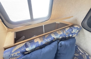 used boler travel trailer, Boler trailer, fiberglass trailer, molded trailer, lightweight trailer, vintage camper, "egg on wheels", Winnipeg-made trailer