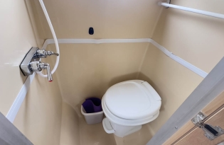 used boler travel trailer, Boler trailer, fiberglass trailer, molded trailer, lightweight trailer, vintage camper, "egg on wheels", Winnipeg-made trailer