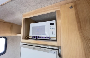 used boler travel trailer, Boler trailer, fiberglass trailer, molded trailer, lightweight trailer, vintage camper, "egg on wheels", Winnipeg-made trailer