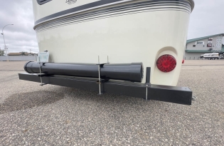used boler travel trailer, Boler trailer, fiberglass trailer, molded trailer, lightweight trailer, vintage camper, "egg on wheels", Winnipeg-made trailer